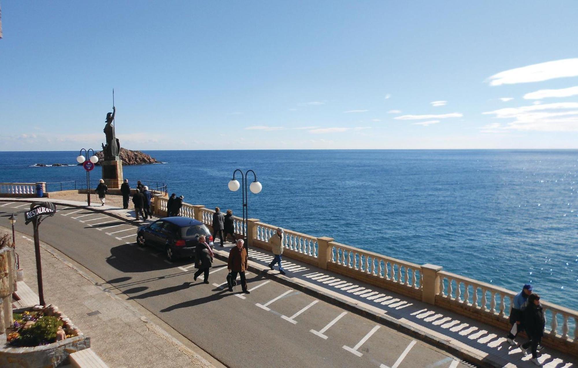 Stunning Apartment In Tossa De Mar With Wifi Экстерьер фото